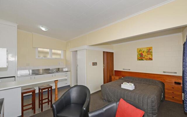 Trentham Motel