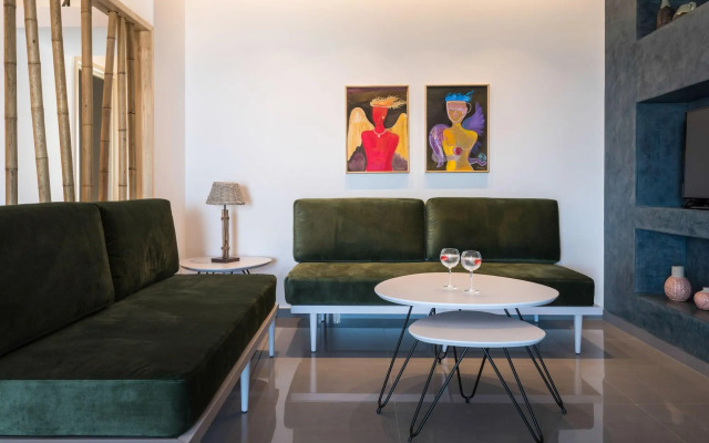 Marvarit Suites