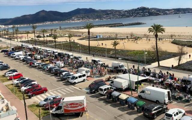 Bahia1-3-41 apt 1ère ligne mer à Empuriabrava