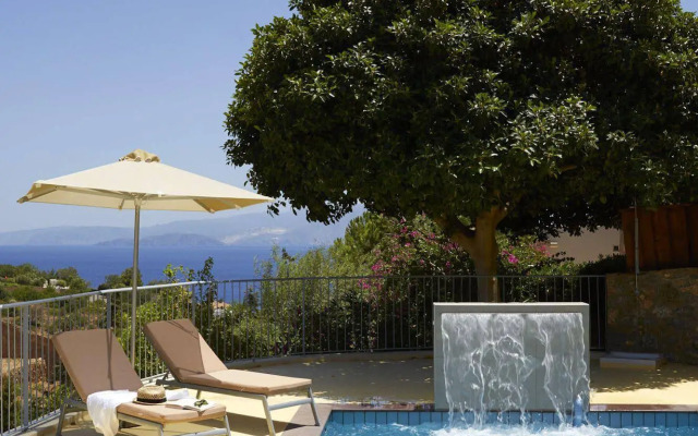 Pleiades Luxurious Villas