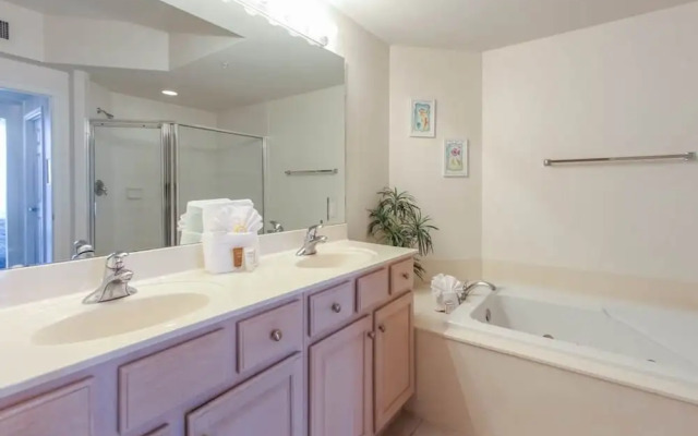 Silver Beach Towers E1505