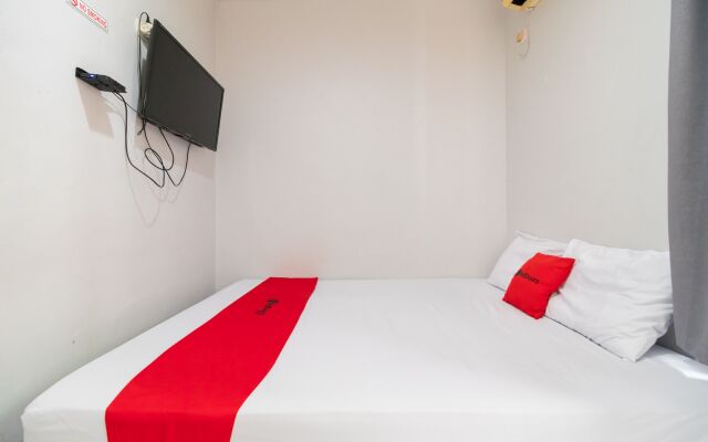 RedDoorz @ Tondano Benhil