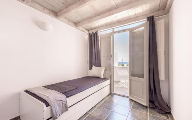 Mylopotas Apartments with Sea View III