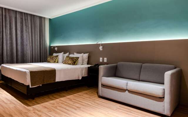 Comfort Suites Vitoria