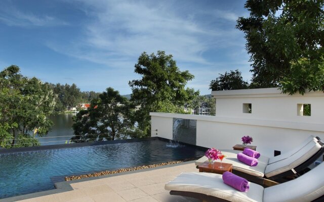 Dusit Thani Pool Villa