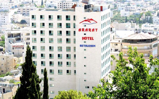 Ararat Hotel