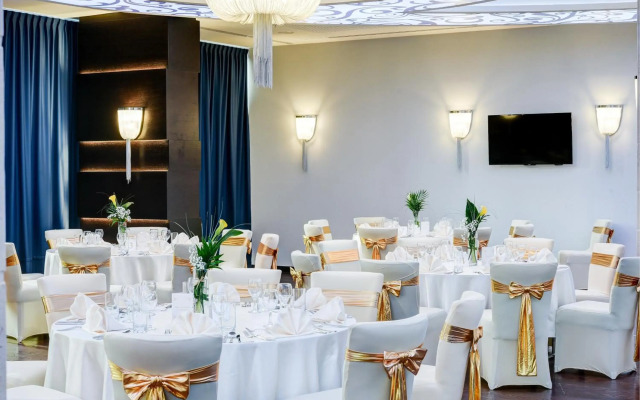 Malak Regency Hotel