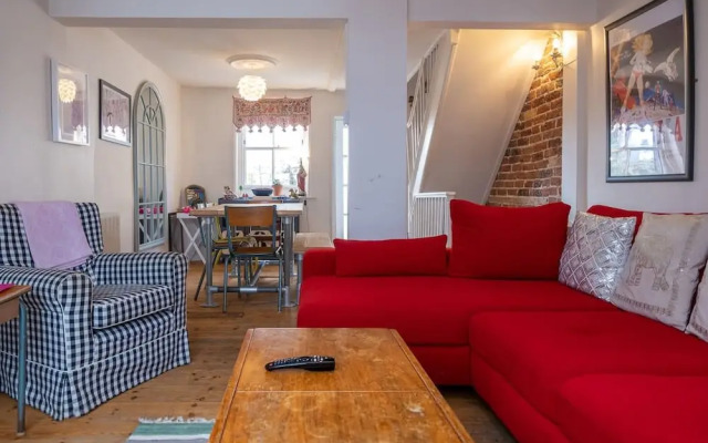 Host Stay George Street Townhouse
