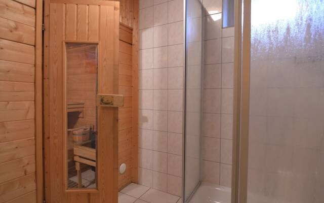 Luxurious Holiday Home in Elsenborn With Sauna