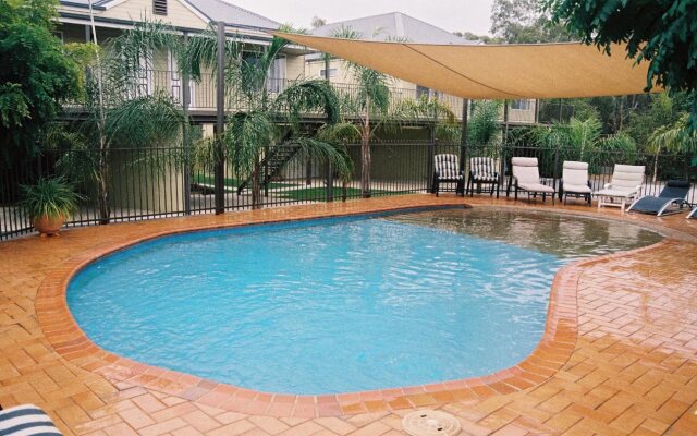 Bridges on Meninya Motel & Apartments