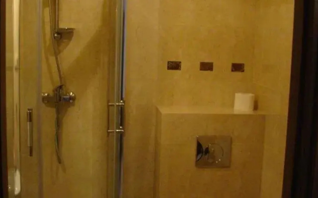 Dworek Vesaria Hotel