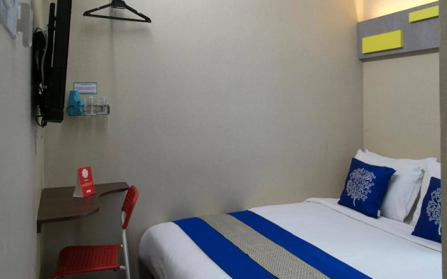 Smile Hotel Danau Kota