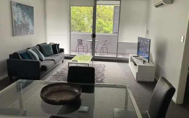 Wyndel Apartments - Miller Street