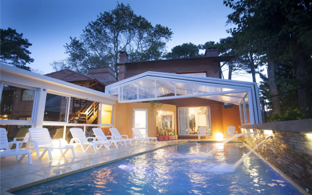 La Posta de Carilo Apart Hotel
