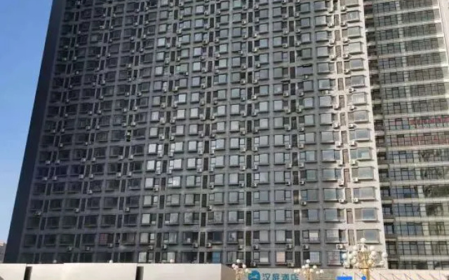 Hanting Hotel (wanxianghui store in front of Ansha – Exterior – Anshan
