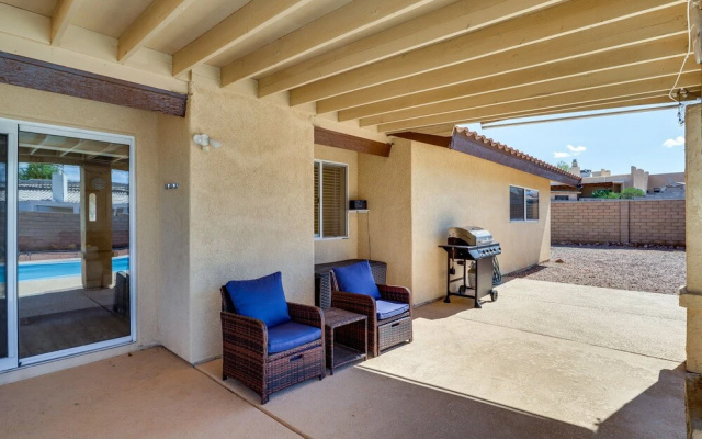 Sunny Bullhead City Retreat w/ Pool!