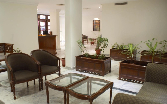Alpana Hotel