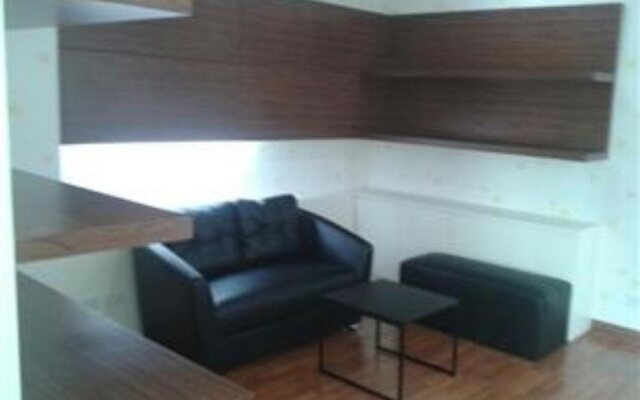Pol&Pan Phanason Condo