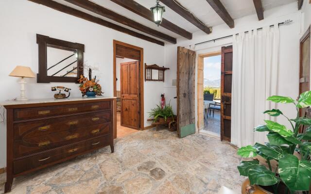 SON GUAL - Apartment with private pool in Inca. Free WiFi