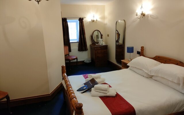 Great Trethew Manor Hotel & Restaurant