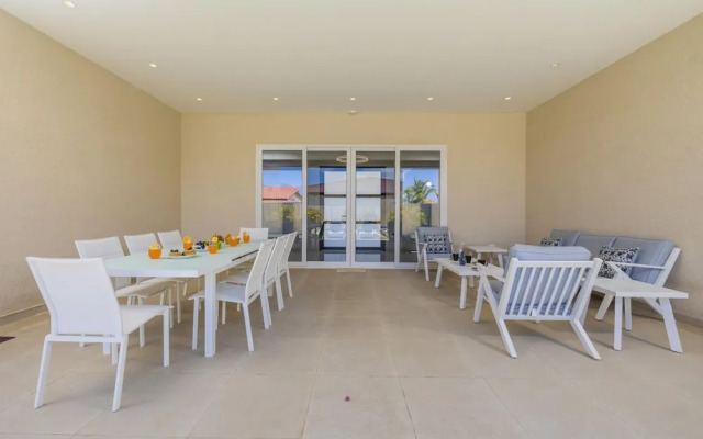 NEW 5br5ba w Private Pool Puttputt Close2beach