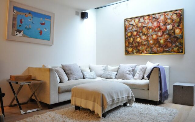 4 Bedroom Home in Great Location