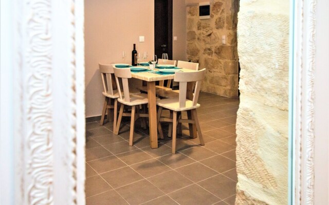 Ourania's Luxury Houses