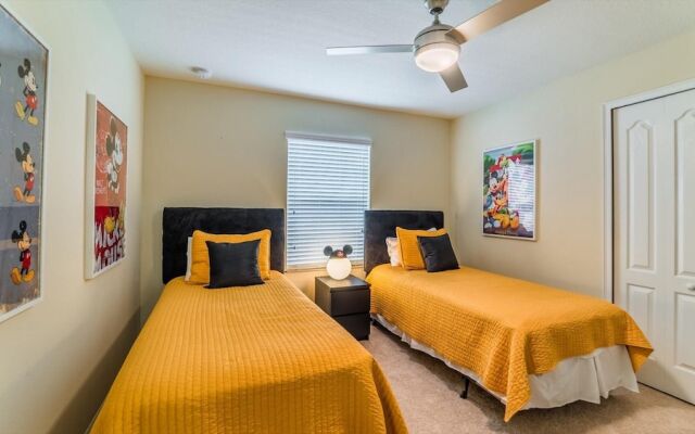 4819 Clock Tower Drive