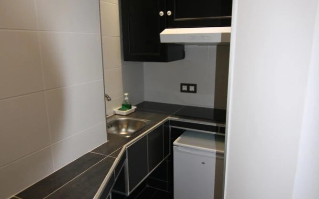 Hostal MH Fuencarral