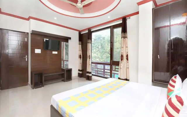 OYO 17174 Home Modern 2BHK Kumarhatti