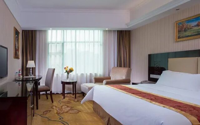Vienna Hotel Shenzhen Bao'an Liutang Branch