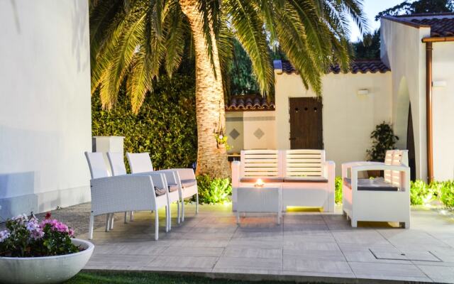 Almyra Suites