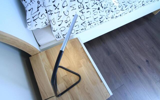 F-1063 Stachelbeerbluete in Glowe