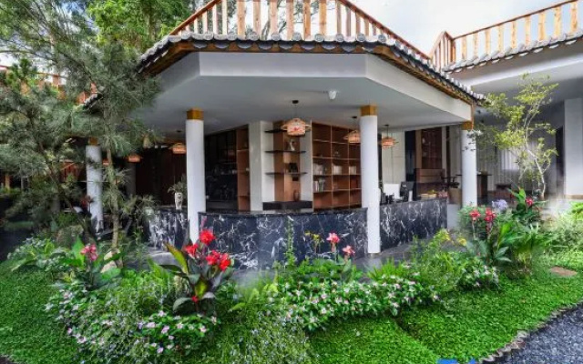 Xia Mo Lian Xiang Lake View Homestay – Outside – Qiubei