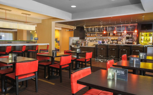 Courtyard Flint by Marriott