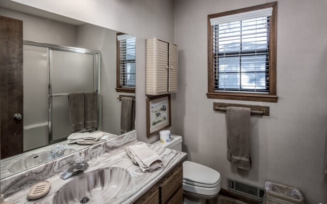 Ruidoso Three-bedroom