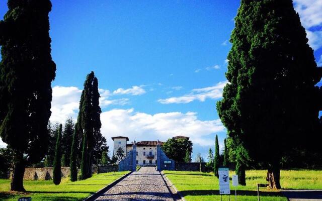 AllAntica Scuderia Del Castello