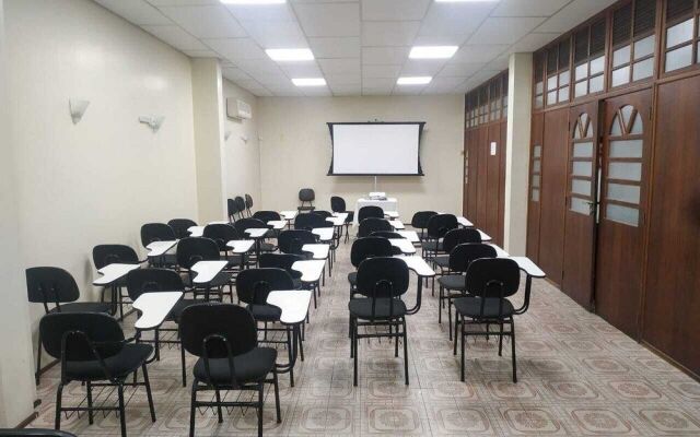 Soratur Hotel & Coworking