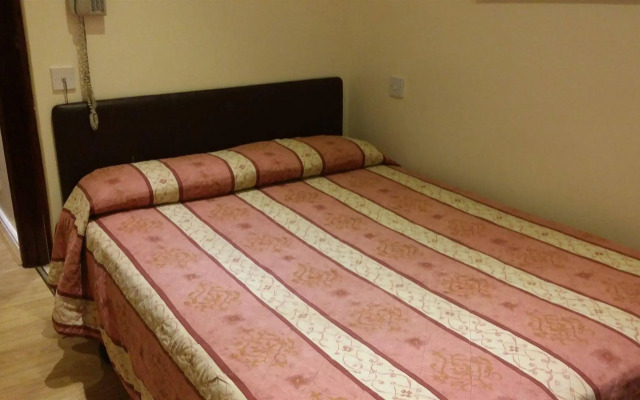 Notting Hill Gate Hotel