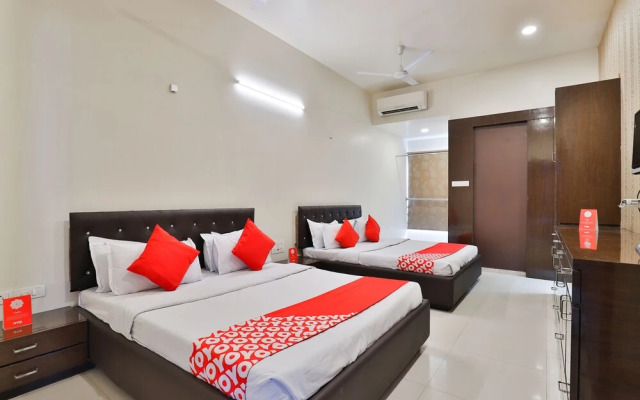 OYO 17263 Marigold Banquets And Rooms