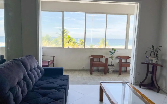 Apartamento grande com vista frente mar Copacabana