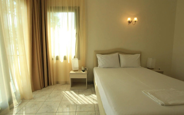 Отель Bomo Tosca Beach