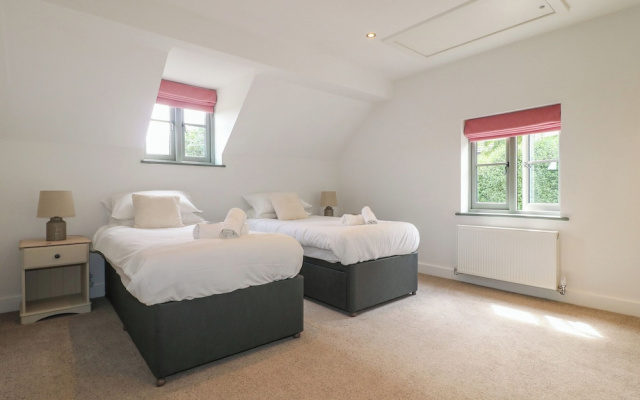 New Elms Farmhouse