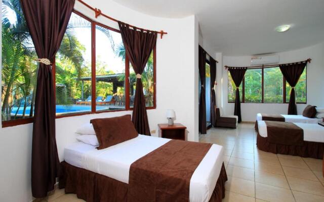 Natura Gardens Galápagos Hotel