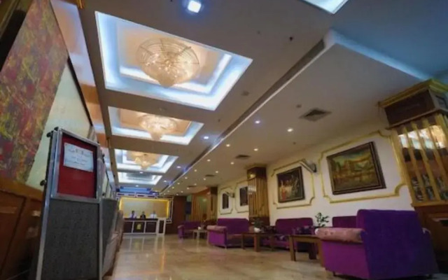 Capital O 49540 Royal Park Resorts