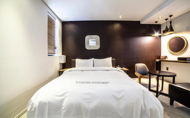 Hotel Stay 53