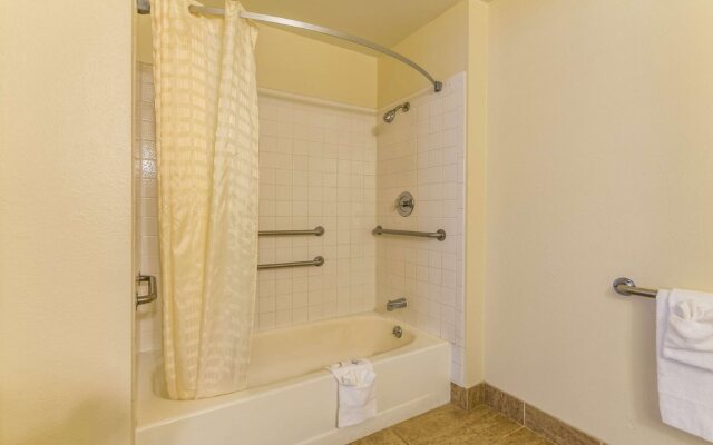 Hillstone Inn Tulare, Ascend Hotel Collection