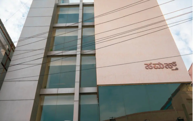 Samasth Rooms and suites by Yuvraj Group of Hotels