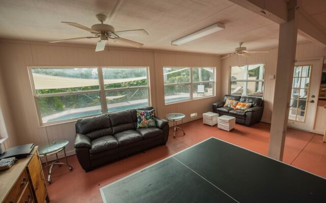 Acacia Breeze Apartment 3