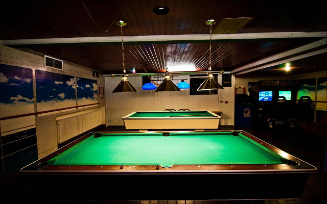 Haus International Hostel